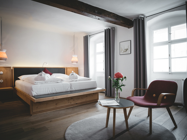 Medium Room arthotel Blaue Gans Salzburg