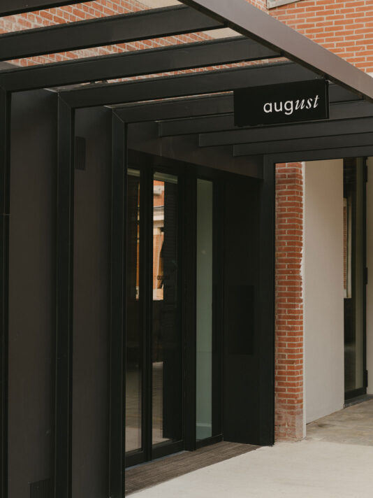 Pretty Hotels: Hotel august (Image 1)