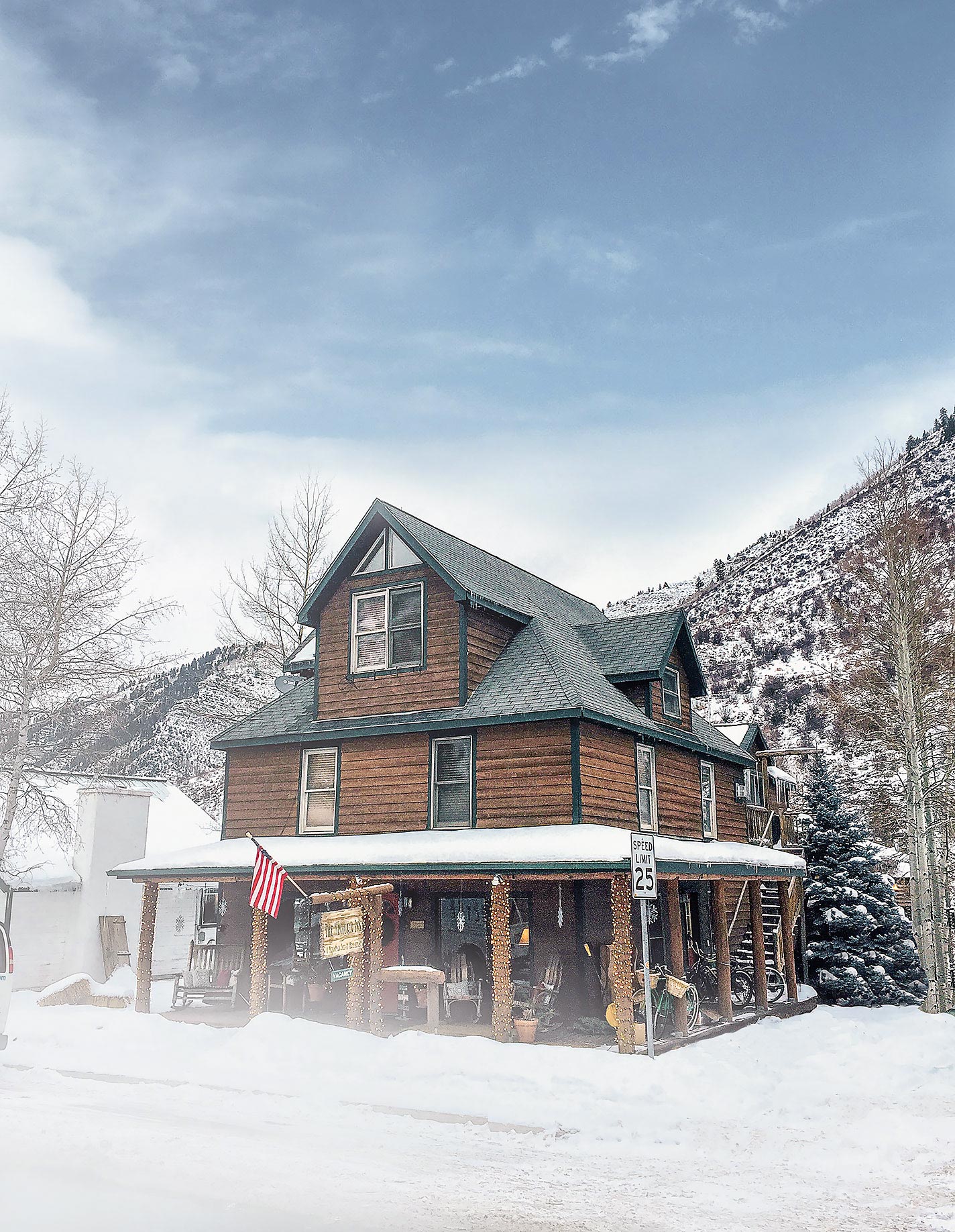The Minturn Inn