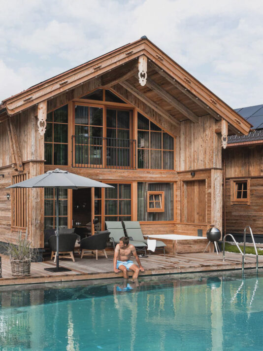 Pretty Hotels: Alpzitt Chalets (Image 2)