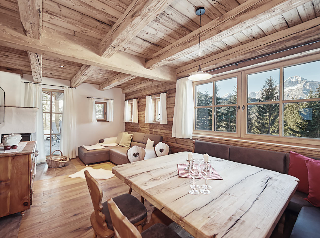 Pretty Hotels: Almidylle Chalets (Image 3)