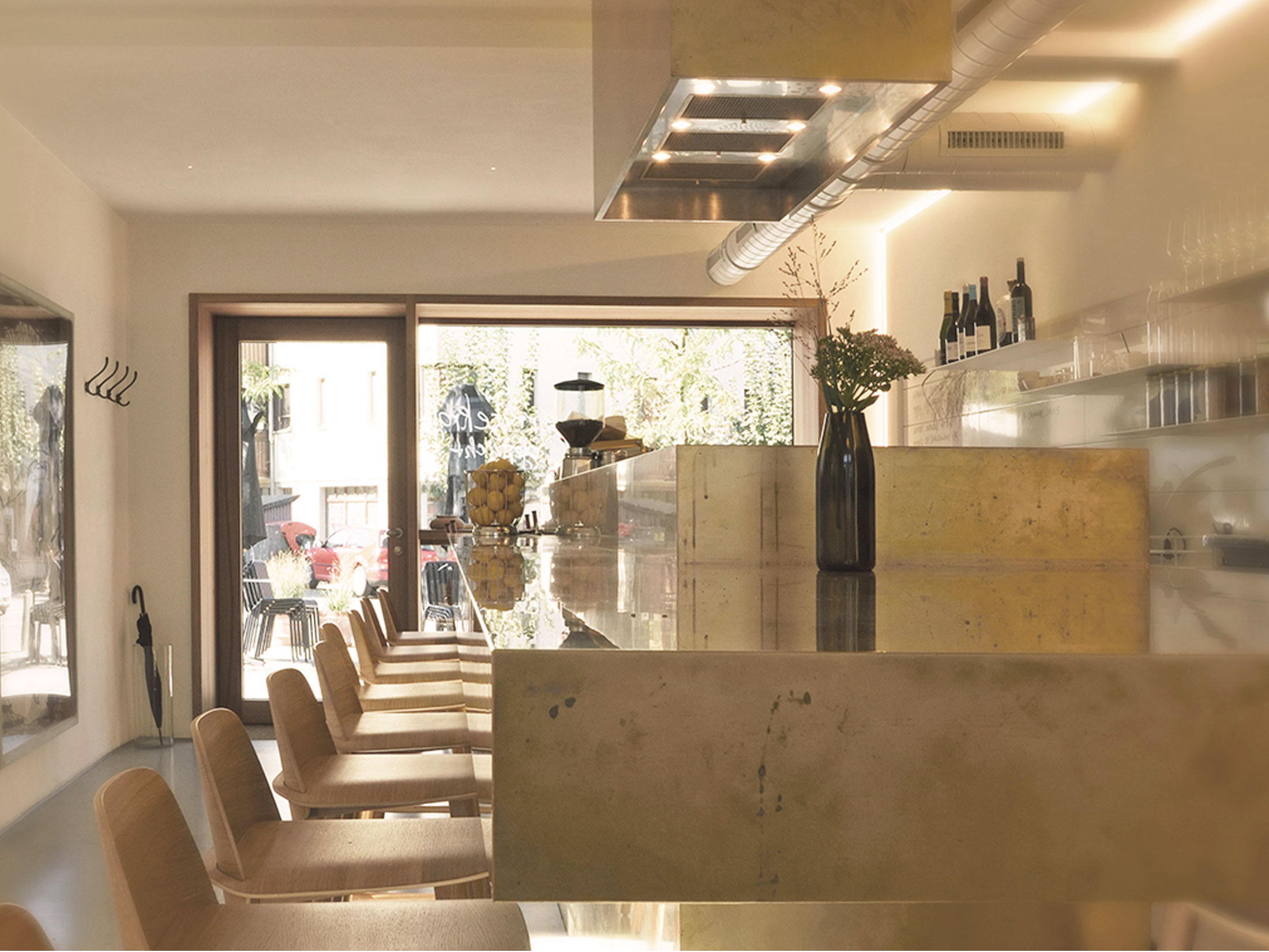 Pretty Hotels: Bar10Zimmer (Image 10)