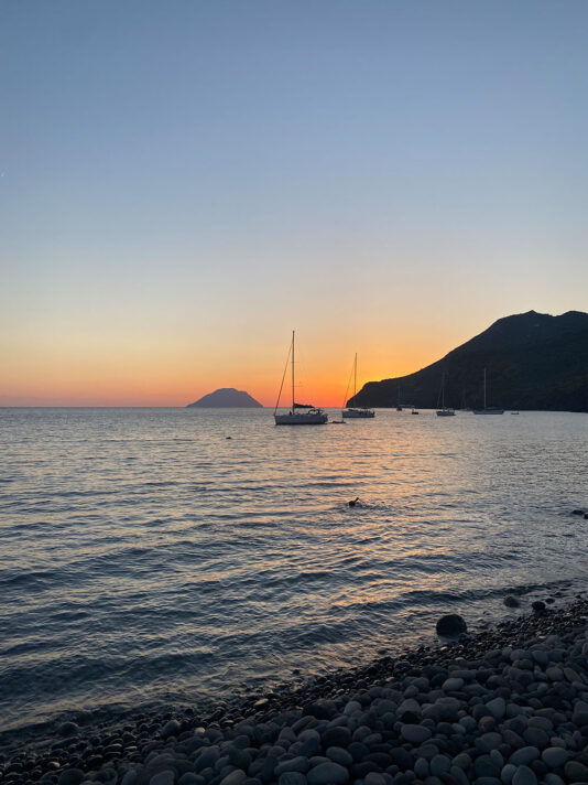 Pretty Hotels: A trip to Filicudi (Image 11)