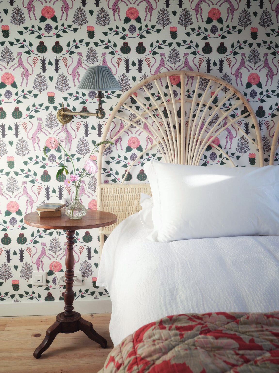 What does a Pretty Hôtel look like?