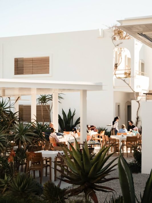 Pretty Hotels: Ammos (Image 11)