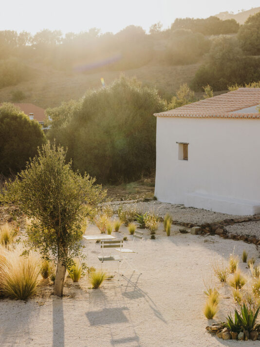 Pretty Hotels: Maybe October (Bild 9)